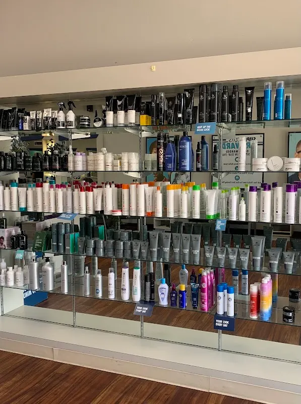 SUPERCUTS — Hair salon in Media
